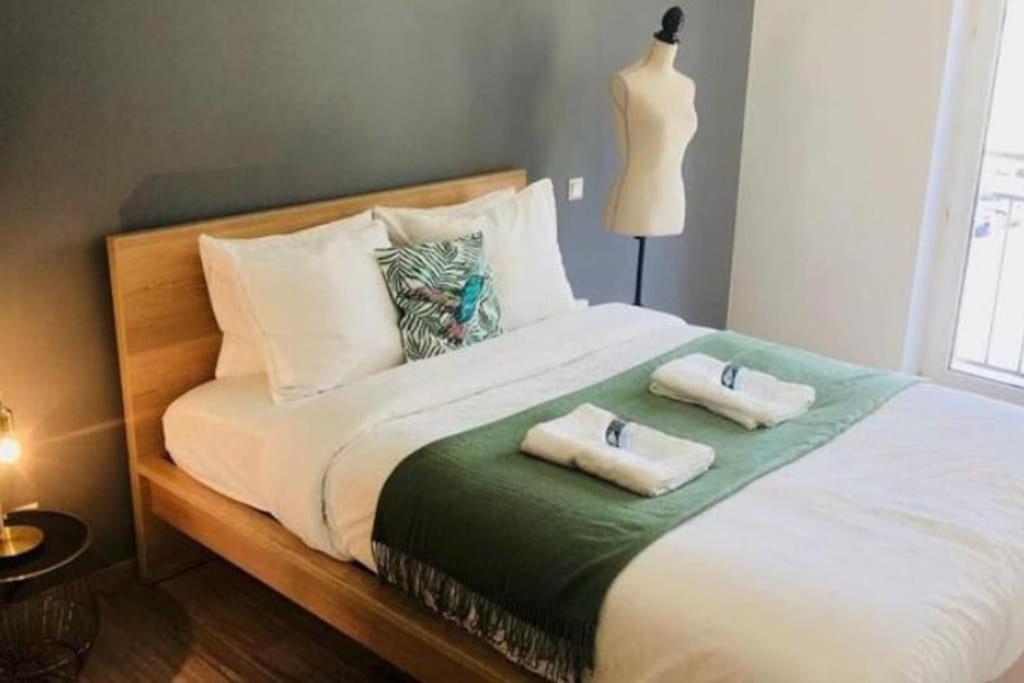 2 Bedrooms In Center W Terrace&parking-2b Apartment